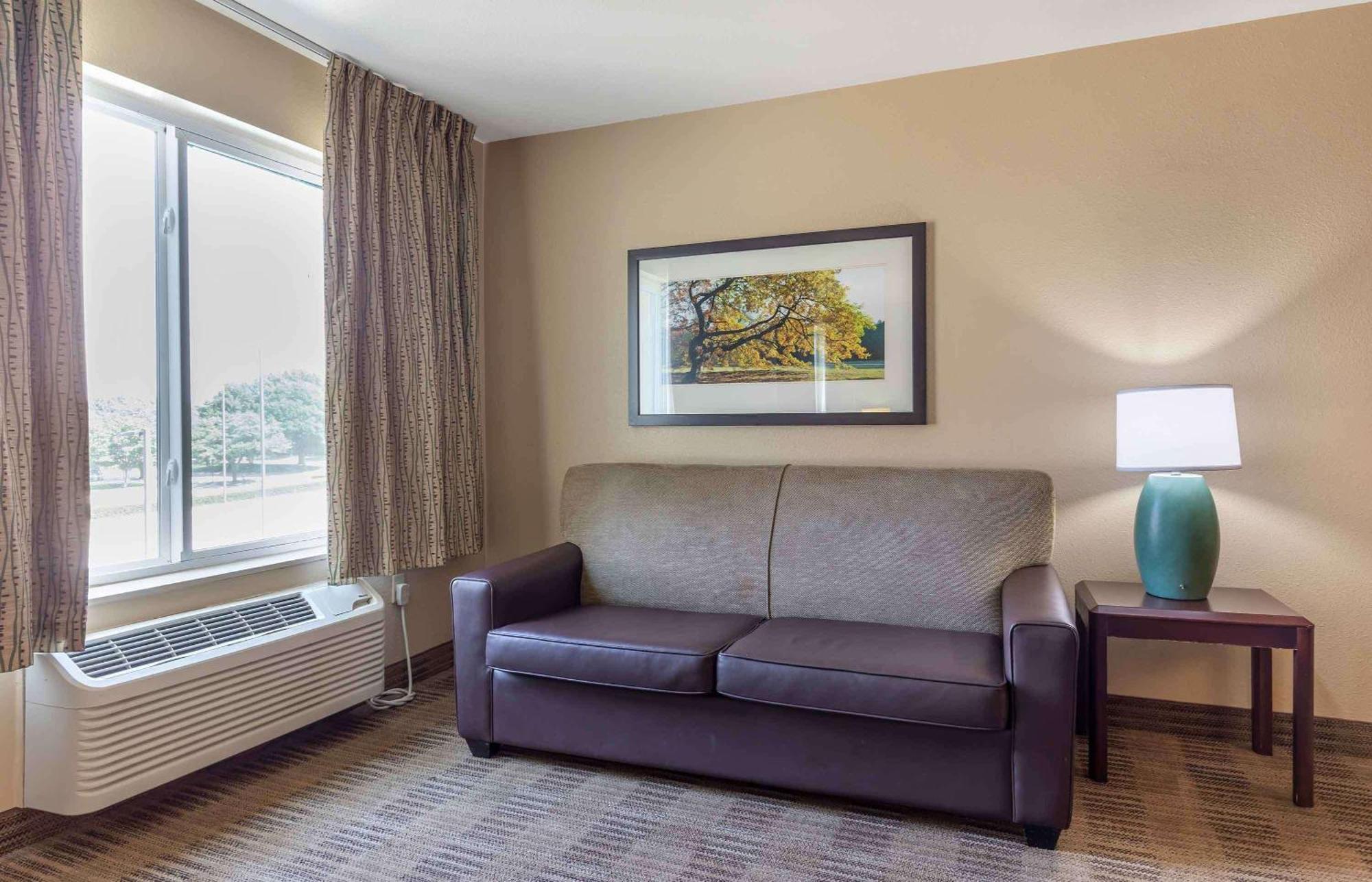 Extended Stay America Select Suites - Atlanta - Kennesaw Chastain Rd Eksteriør billede