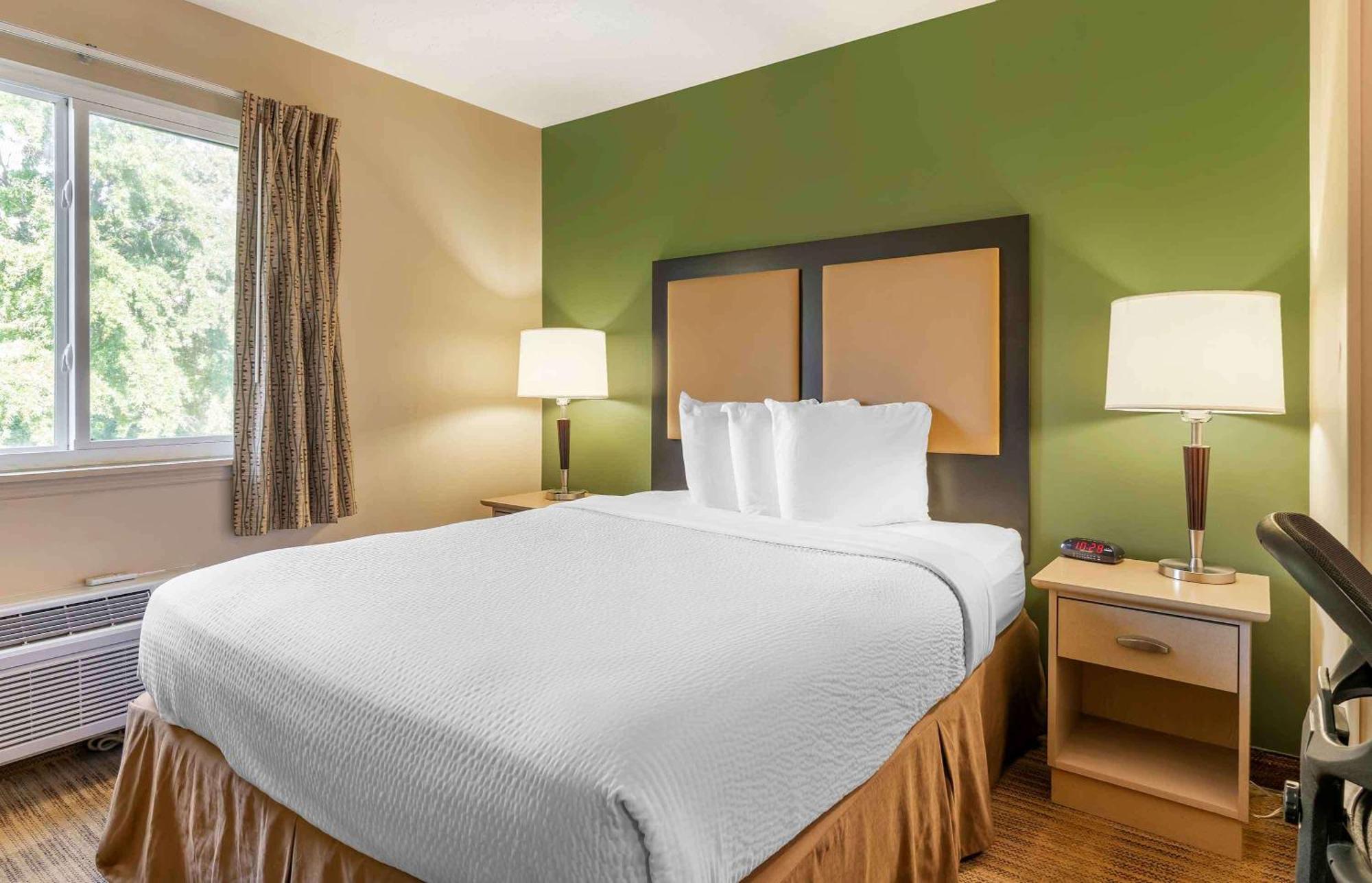 Extended Stay America Select Suites - Atlanta - Kennesaw Chastain Rd Eksteriør billede