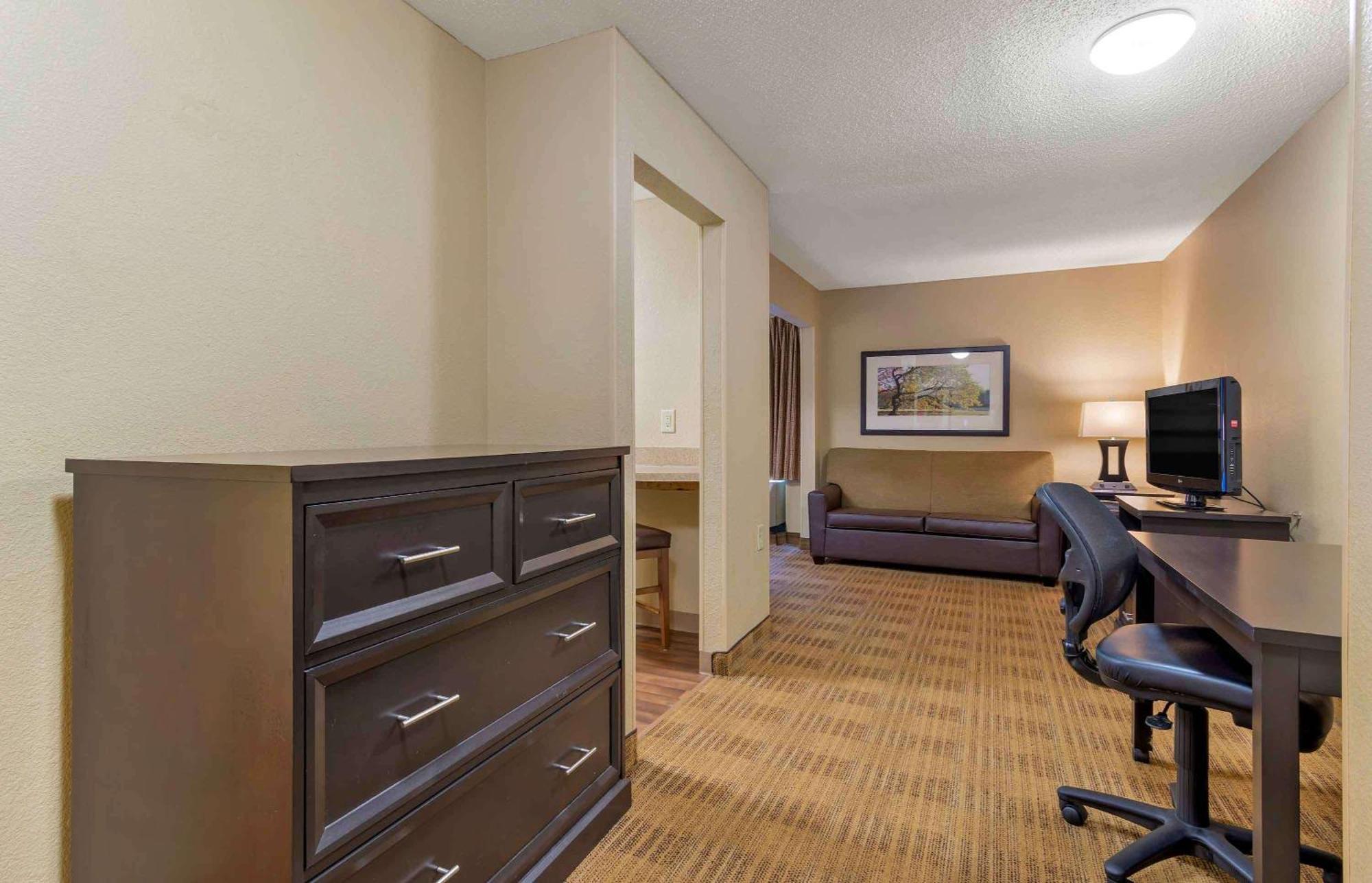 Extended Stay America Select Suites - Atlanta - Kennesaw Chastain Rd Eksteriør billede
