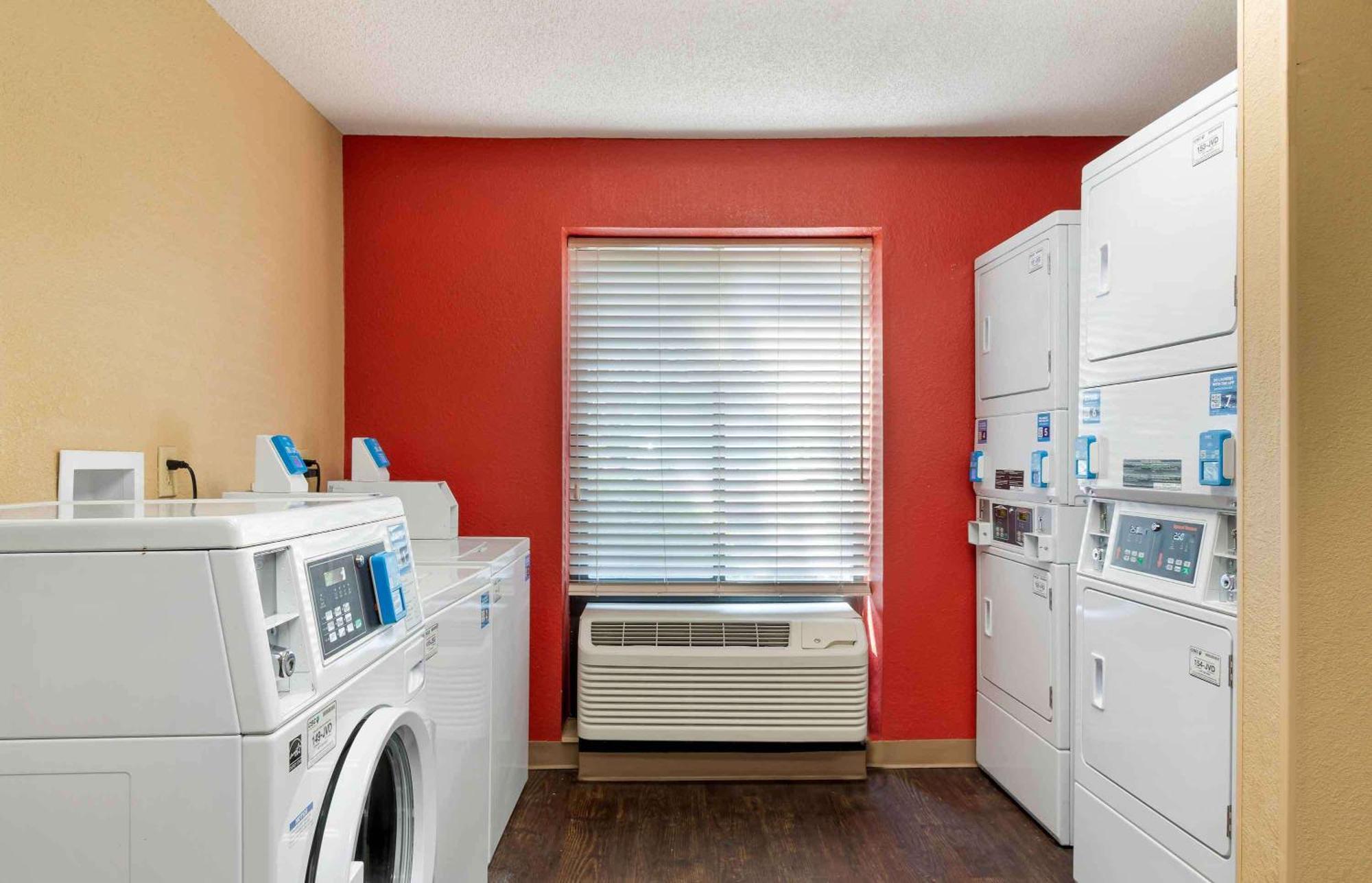 Extended Stay America Select Suites - Atlanta - Kennesaw Chastain Rd Eksteriør billede