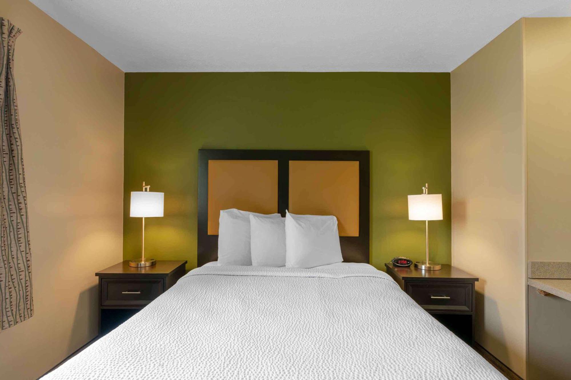 Extended Stay America Select Suites - Atlanta - Kennesaw Chastain Rd Eksteriør billede