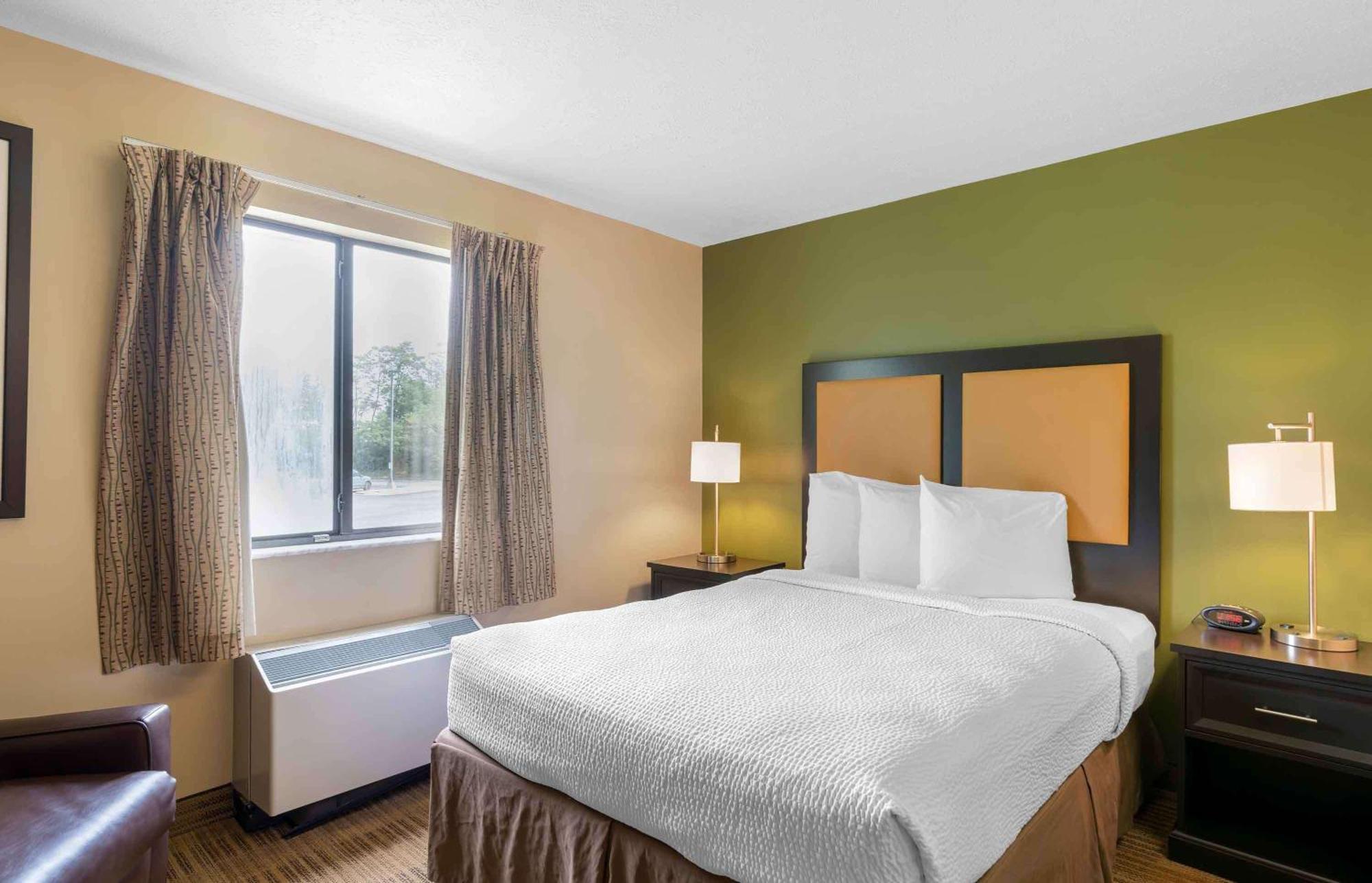 Extended Stay America Select Suites - Atlanta - Kennesaw Chastain Rd Eksteriør billede